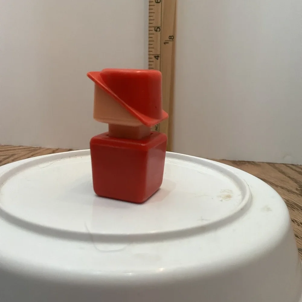 Playskool 1970s‎ Square Little People Fireman